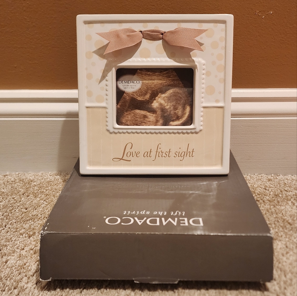 NEW IN BOX Demdaco " Love at first Sight" Sonogram Frame